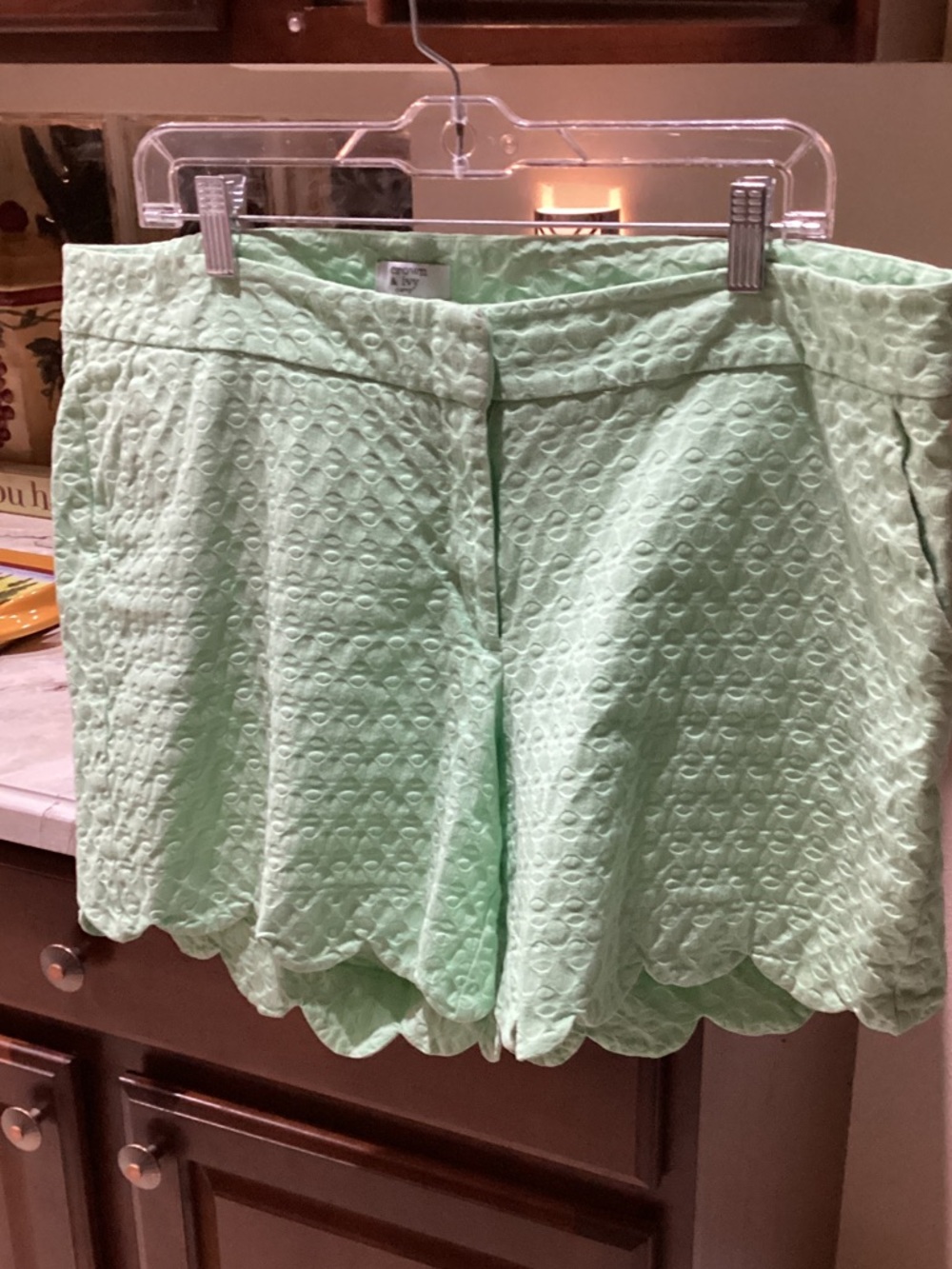 crown & ivy Mint Green Eyelet Scallop Hem Shorts 6” inseam